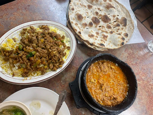 Sheeba Restaurant Hamtramck photo 7